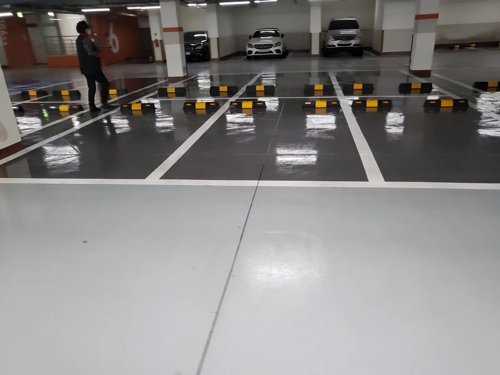 세척을 마친 주차면